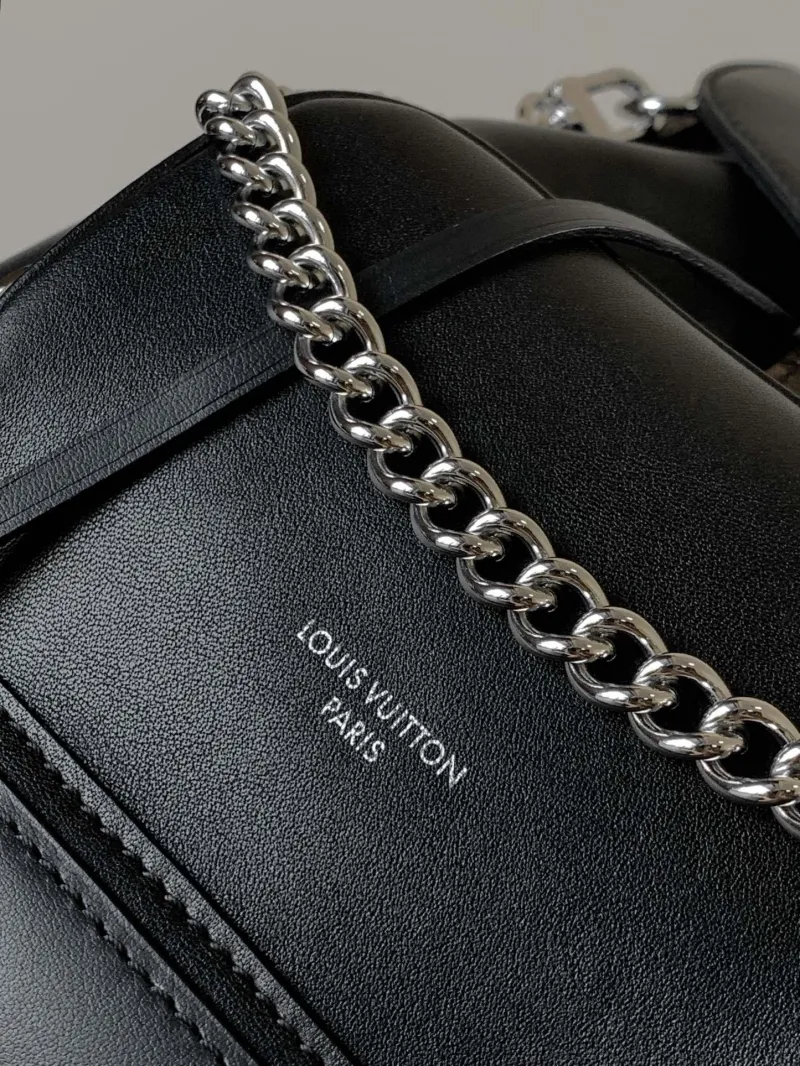 LV Backpacks-139 - Image 5