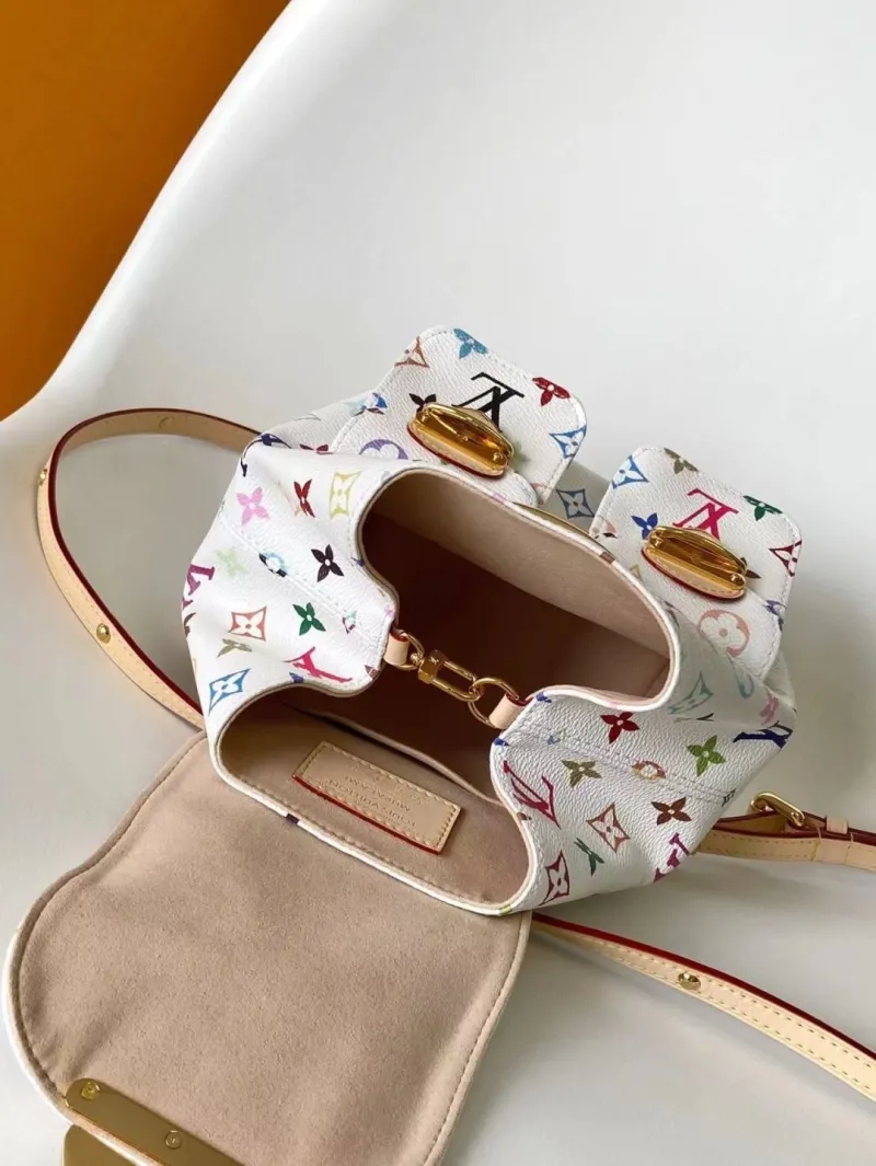 LV Backpacks-141 - Image 8