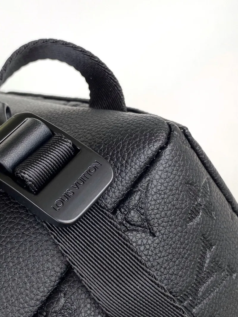 LV Backpacks-142 - Image 7
