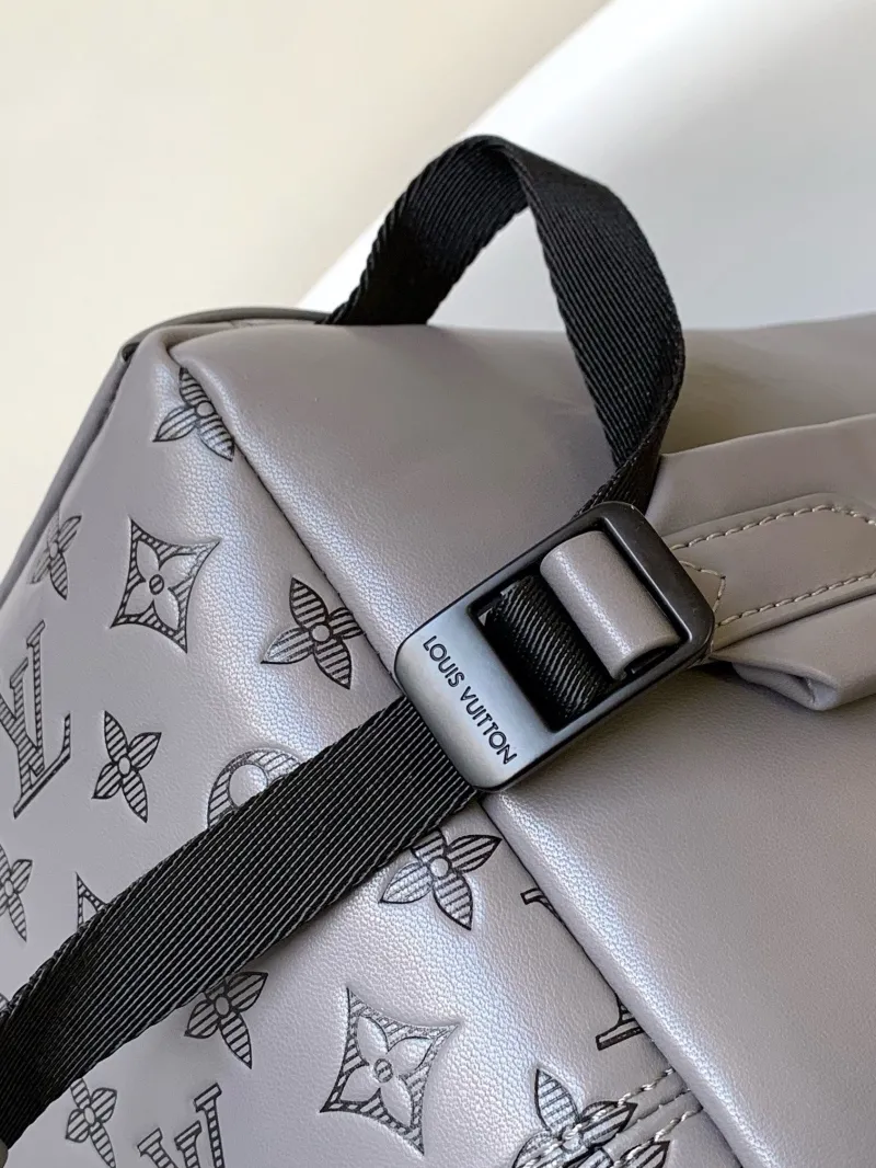 LV Backpacks-143 - Image 7