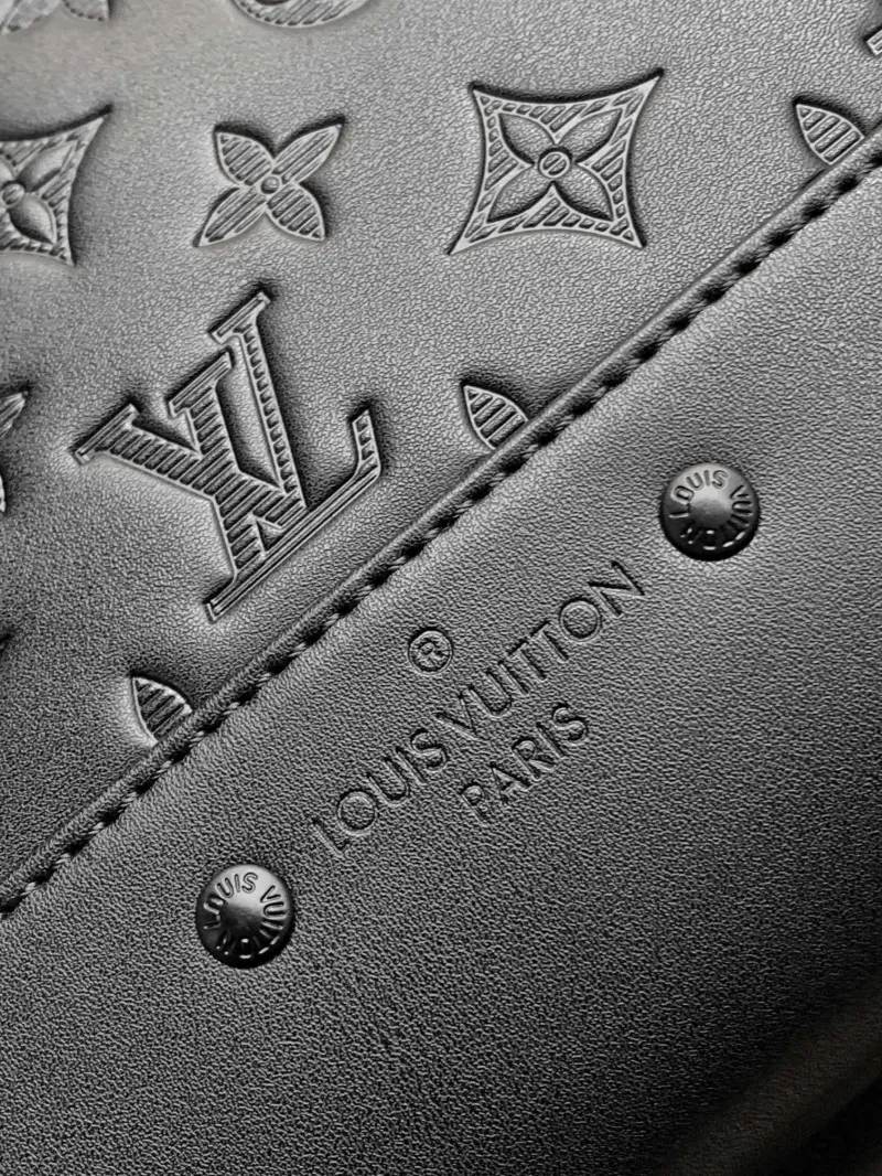LV Backpacks-153 - Image 6