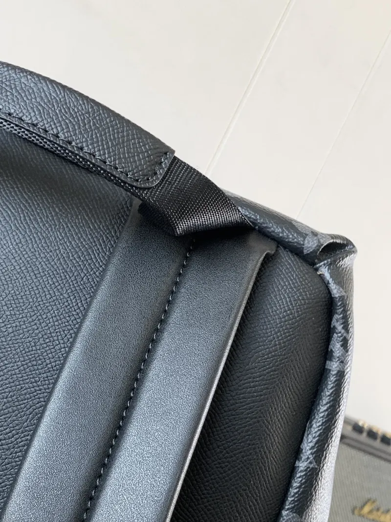LV Backpacks-157 - Image 7