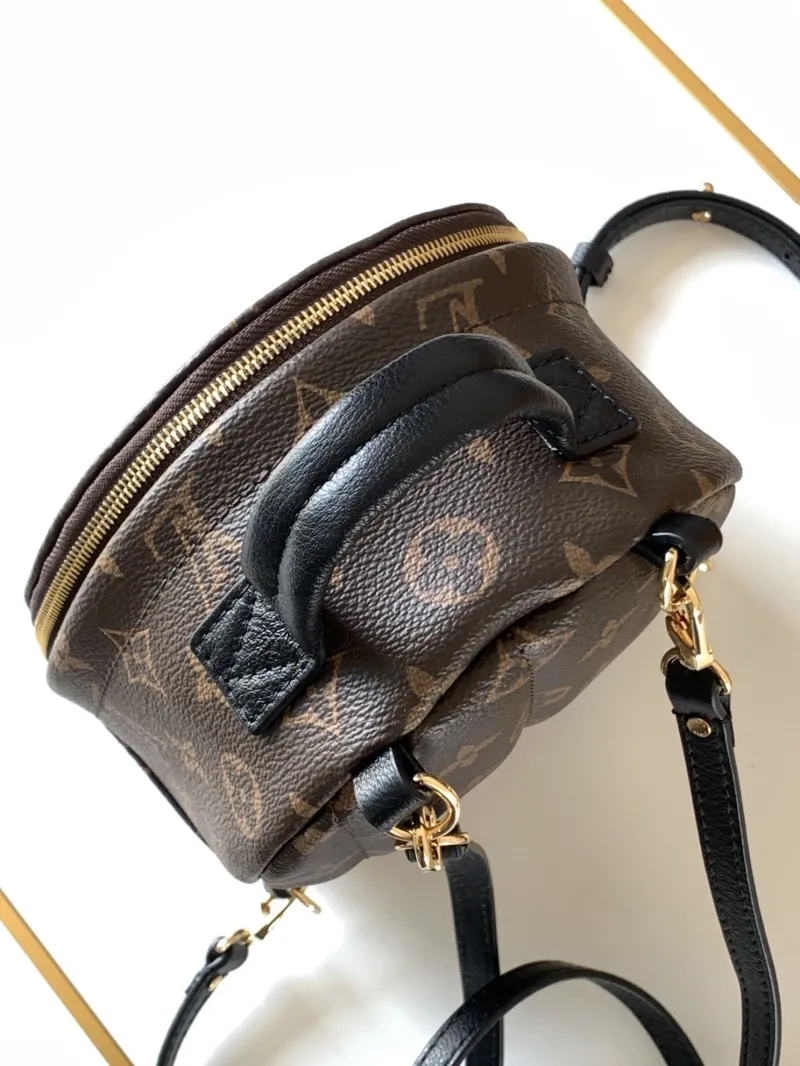 LV Backpacks-168 - Image 6