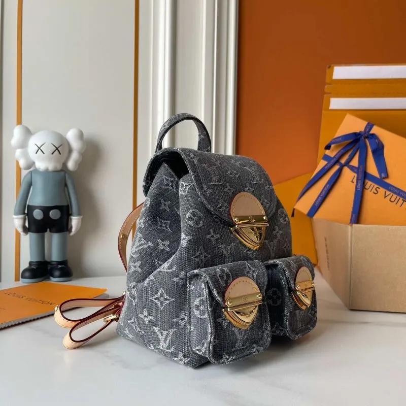 Alternative view of LV Backpacks-245