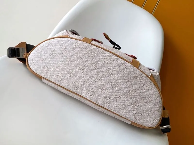 LV Backpacks-301 - Image 3