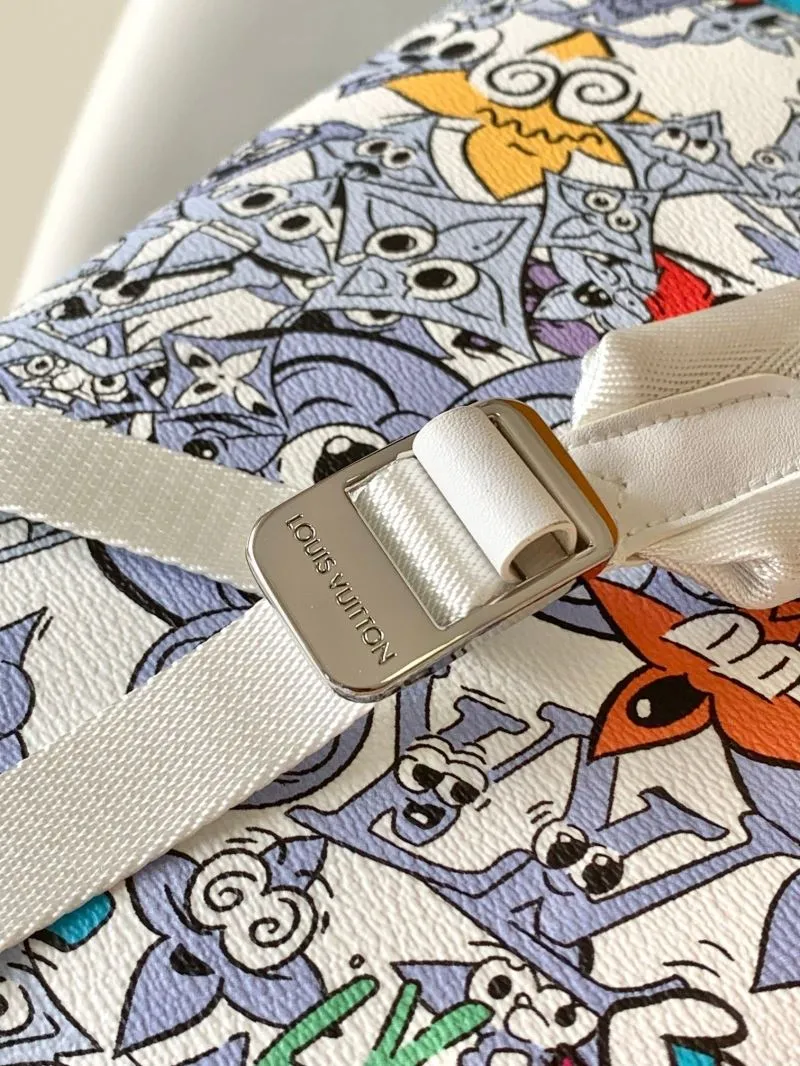 LV Backpacks-302 - Image 7