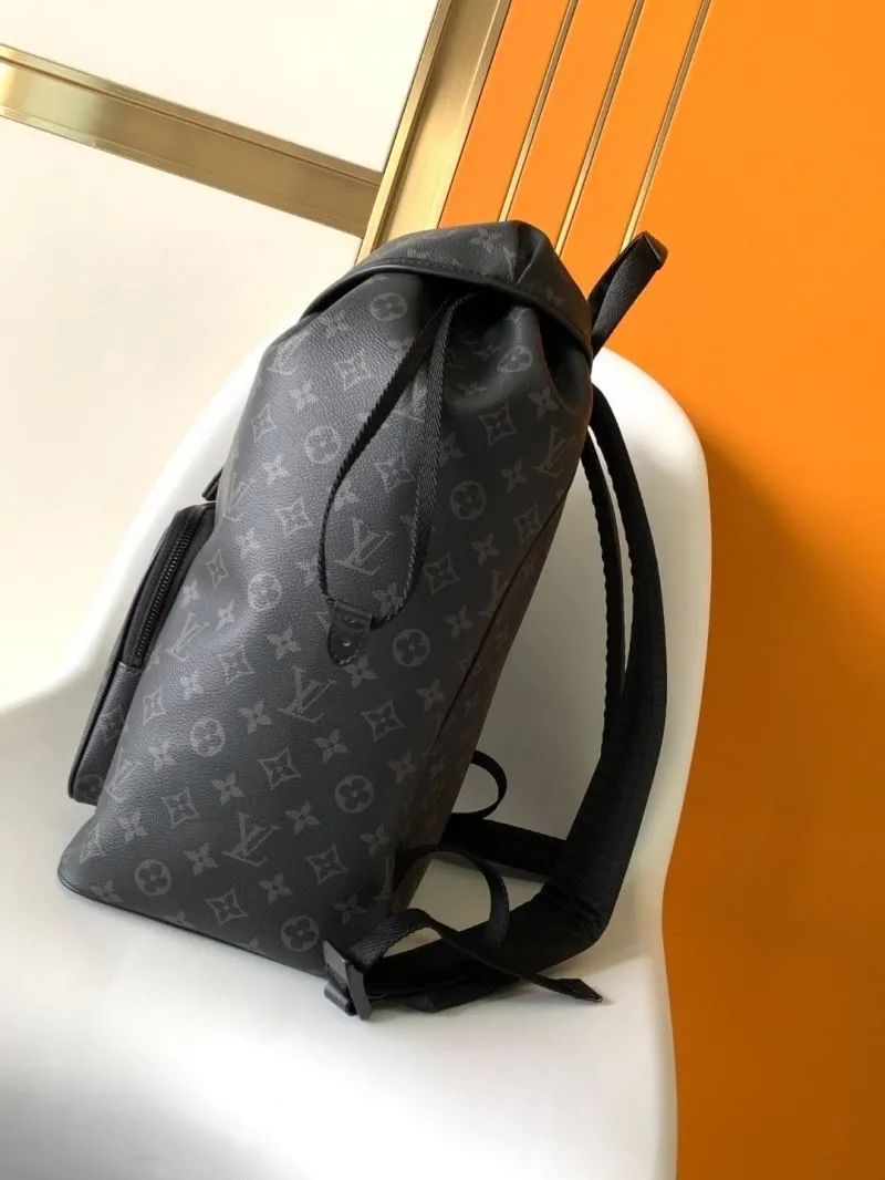 Alternative view of LV Backpacks-303