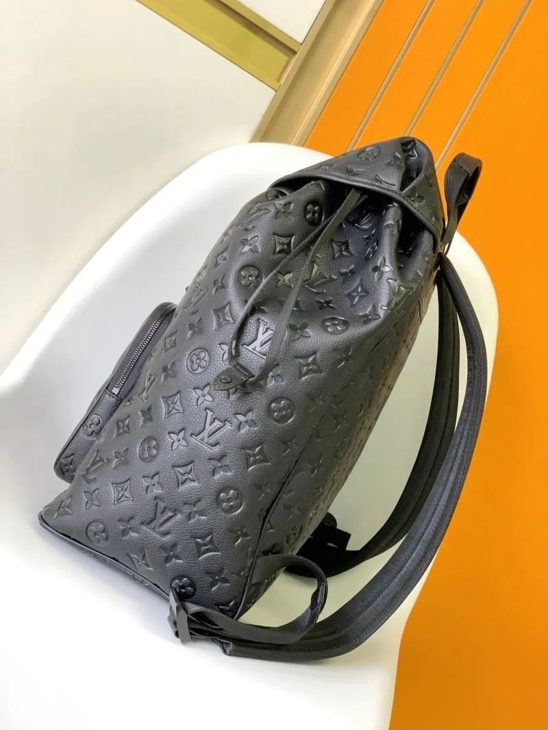 Alternative view of LV Backpacks-304