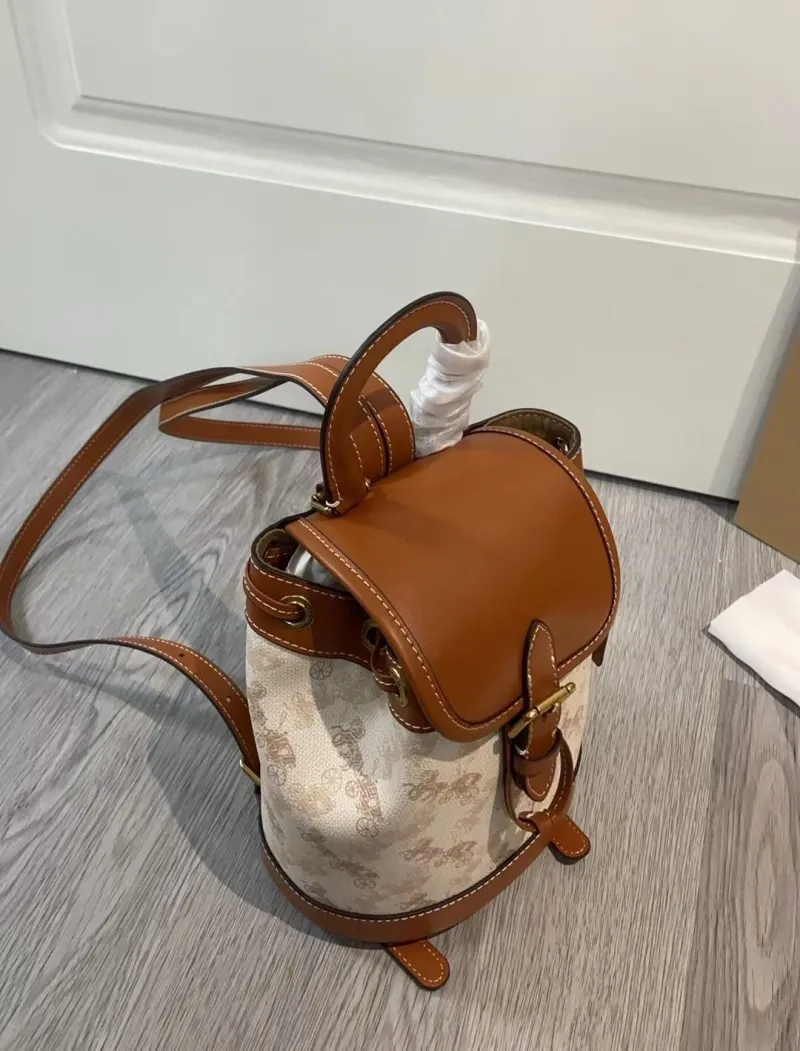 LV Backpacks-315 - Image 4
