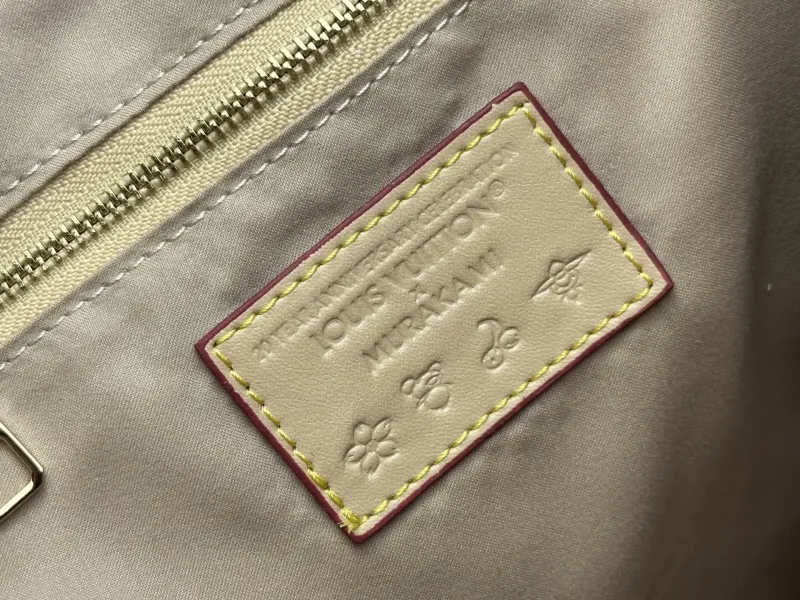 LV Backpacks-319 - Image 9