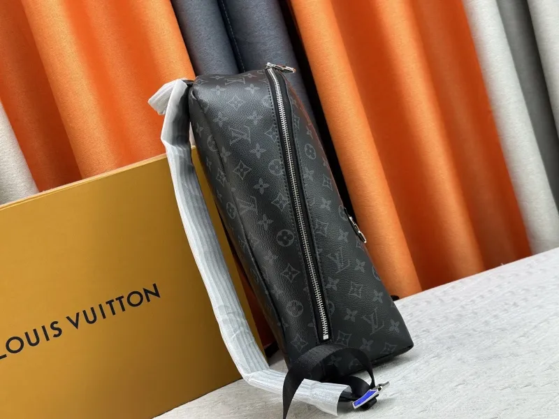 LV Backpacks-322 - Image 3