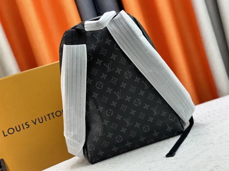 LV Backpacks-322 - Image 4