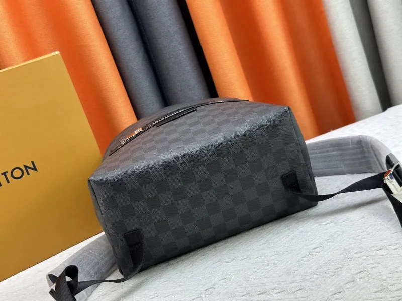LV Backpacks-323 - Image 5