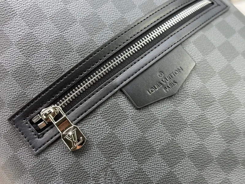 LV Backpacks-323 - Image 6