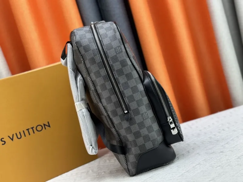 LV Backpacks-325 - Image 3