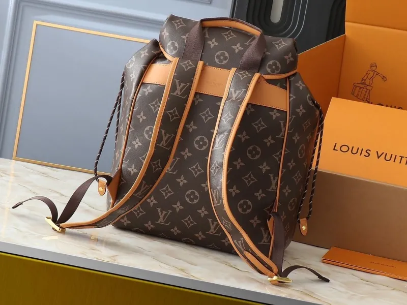 LV Backpacks-331 - Image 3
