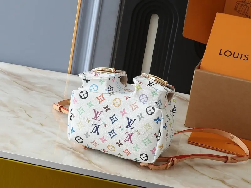 LV Backpacks-333 - Image 4