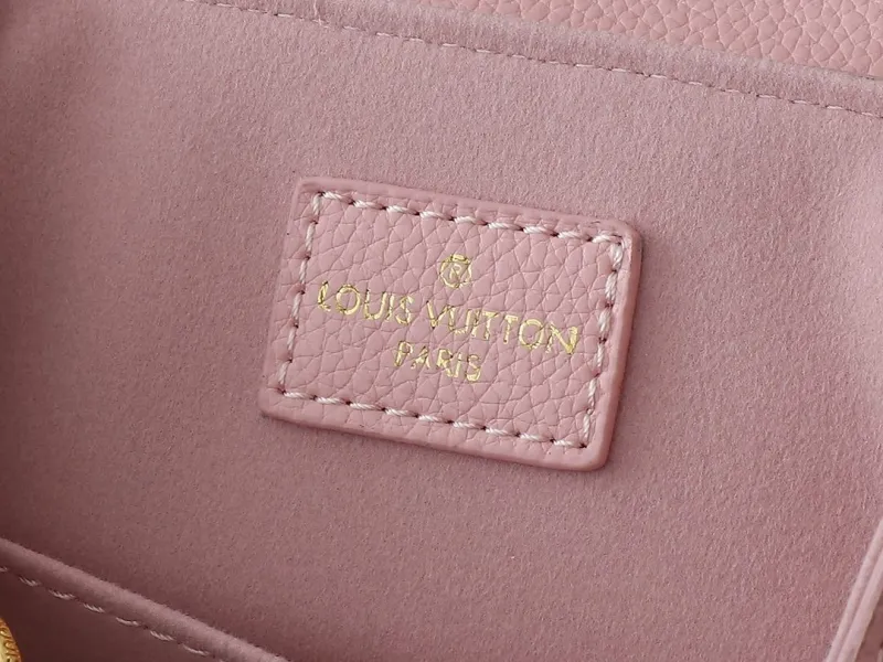 LV Backpacks-339 - Image 8