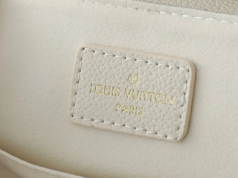 LV Backpacks-340 - Image 8