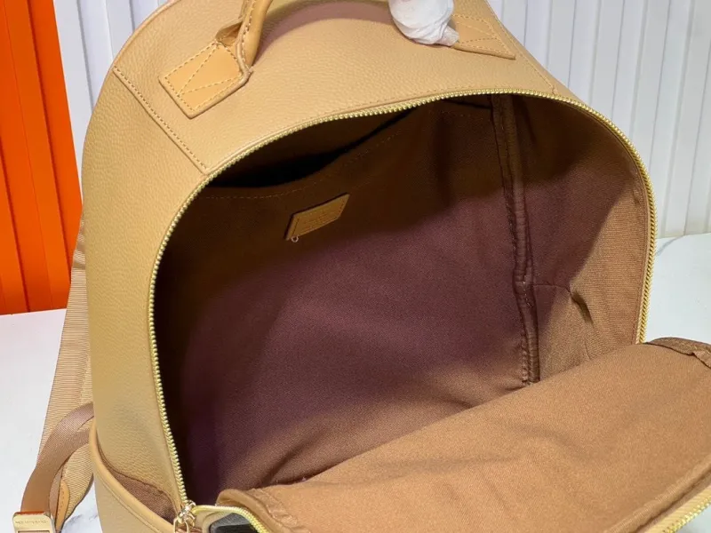 LV Backpacks-344 - Image 8