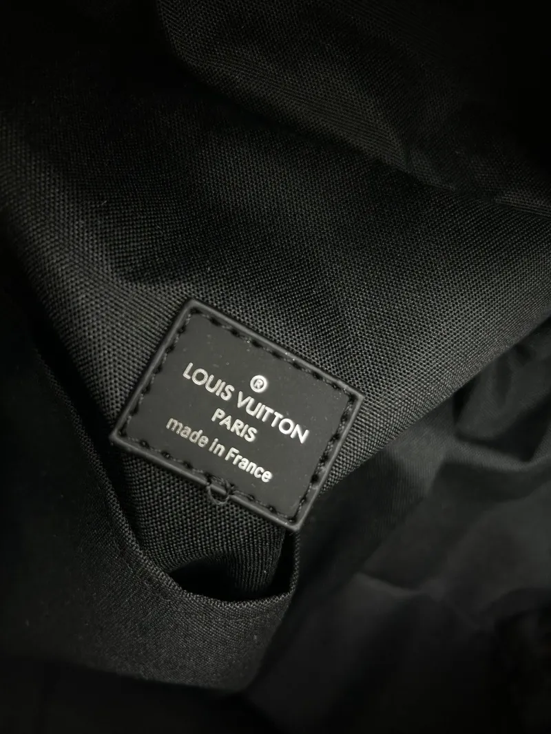 LV Backpacks-359 - Image 8