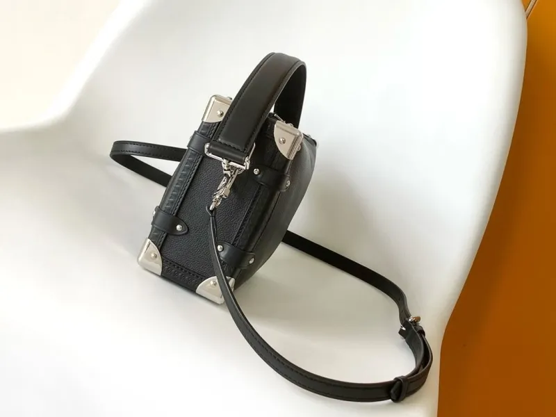 Alternative view of LV Box Bags-16