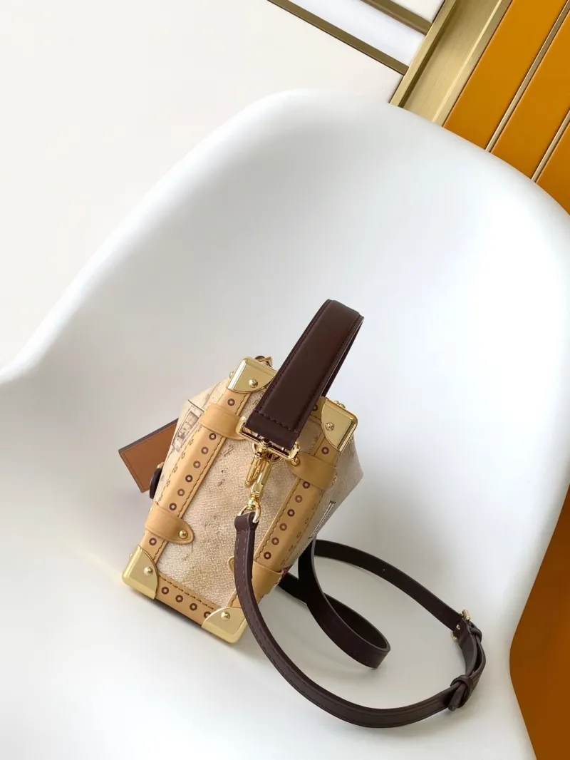 Alternative view of LV Box Bags-31