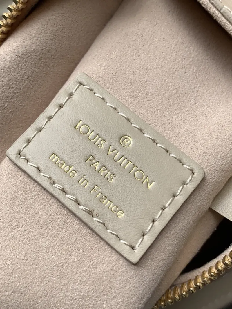 LV Box Bags-39 - Image 9