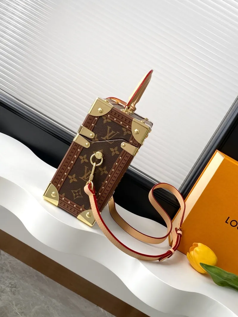 Alternative view of LV Box Bags-57