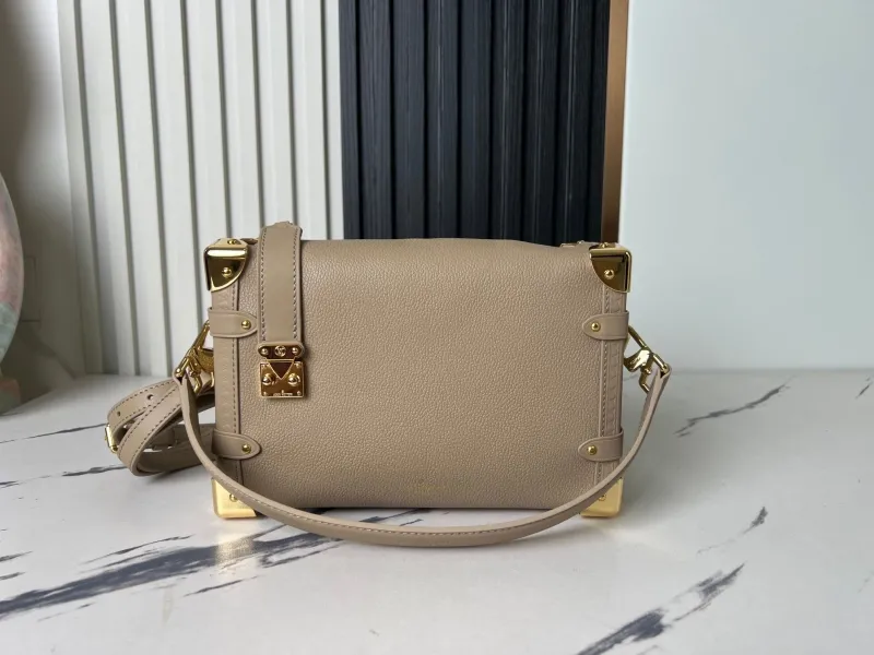 Alternative view of LV Box Bags-59