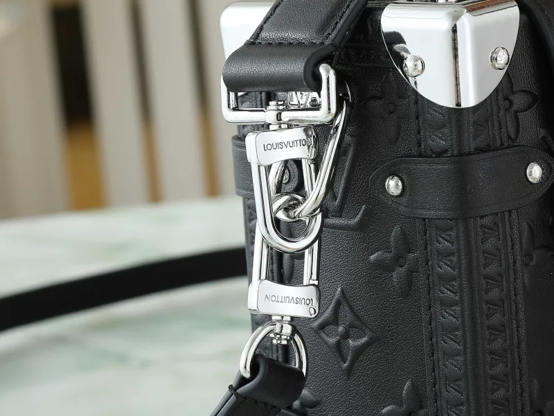 Alternative view of LV Box Bags-73