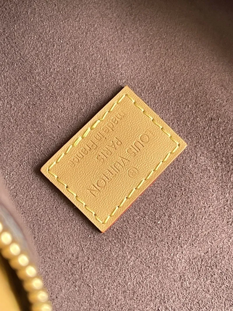 LV Box Bags-77 - Image 9