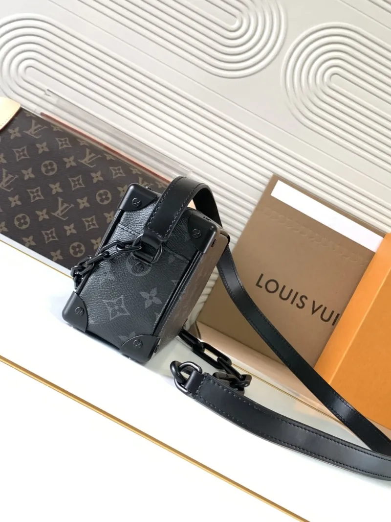 Alternative view of LV Box Bags-91