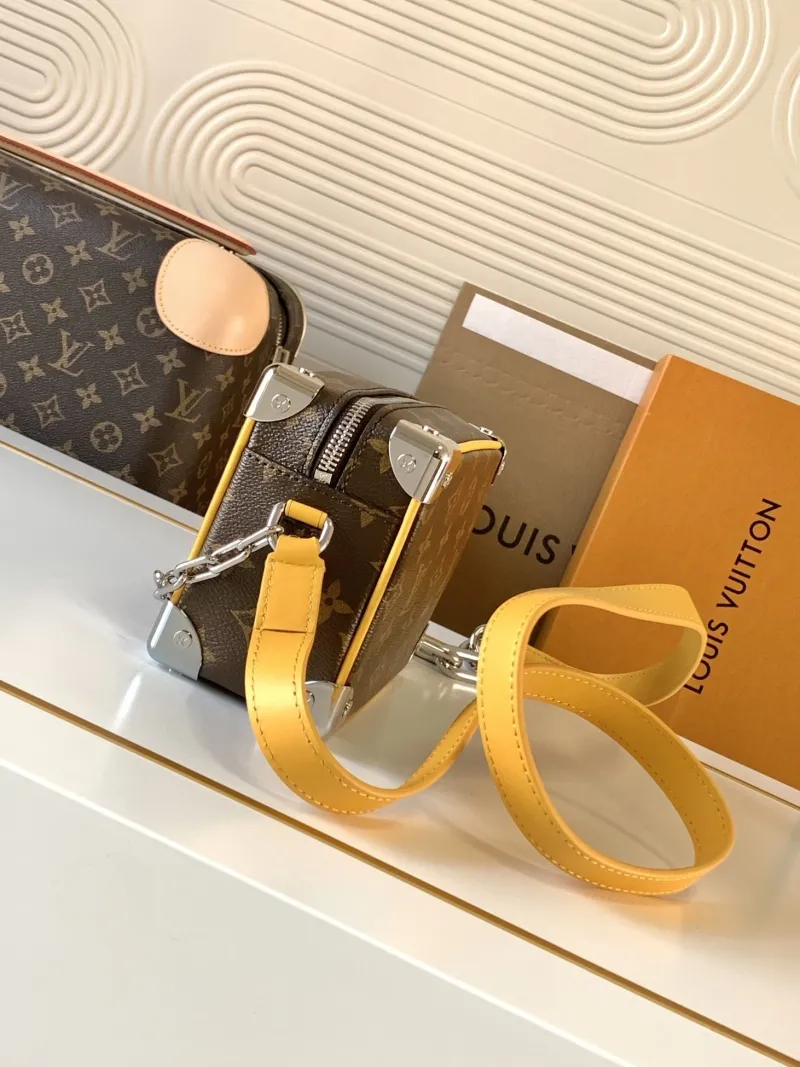 Alternative view of LV Box Bags-97