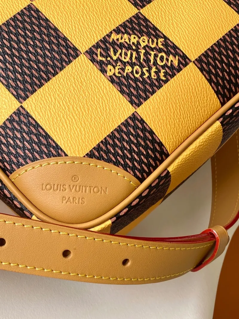 LV Box Bags-106 - Image 8