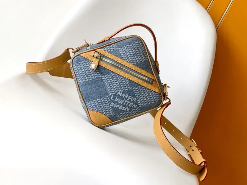 LV Box Bags-109