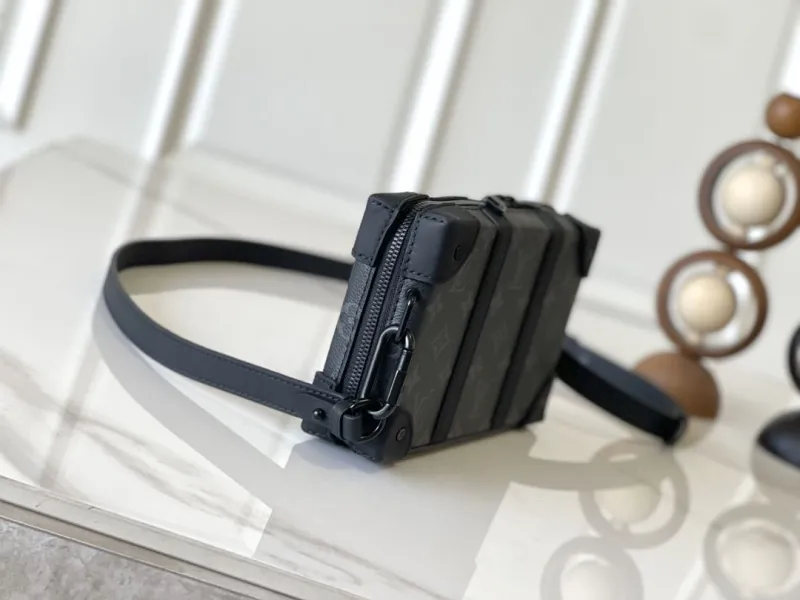 Alternative view of LV Box Bags-116
