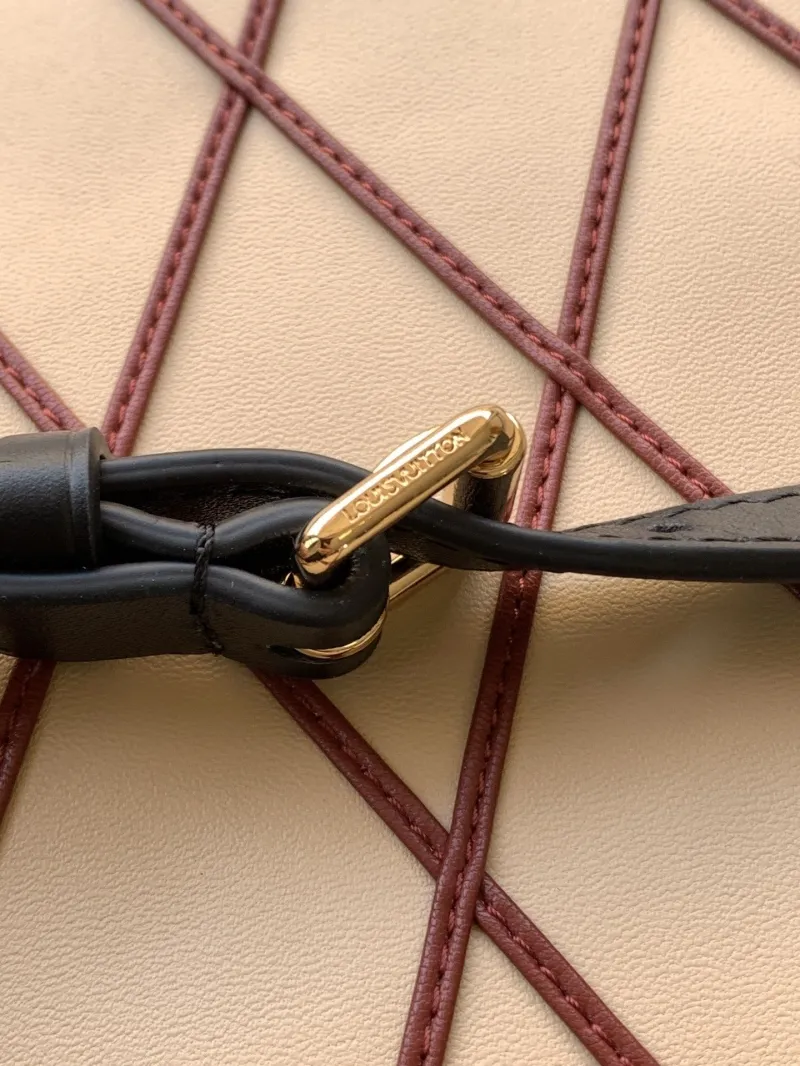 LV Box Bags-120 - Image 8