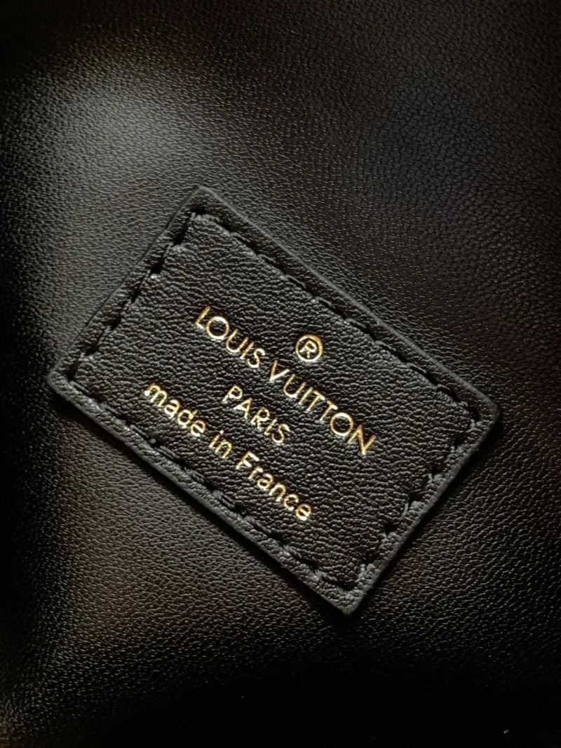 LV Box Bags-120 - Image 9