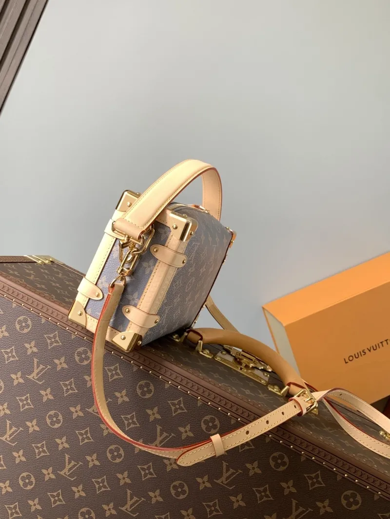 Alternative view of LV Box Bags-124