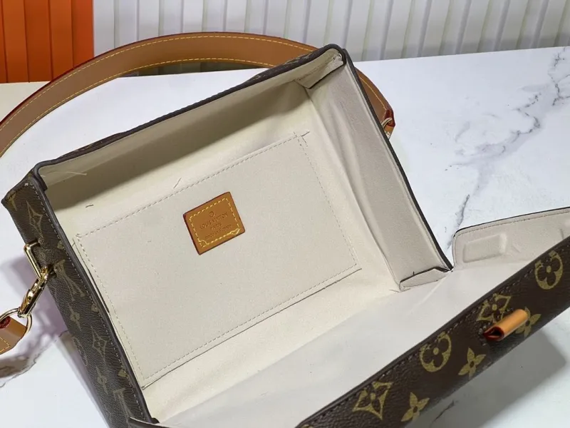 LV Box Bags-140 - Image 8