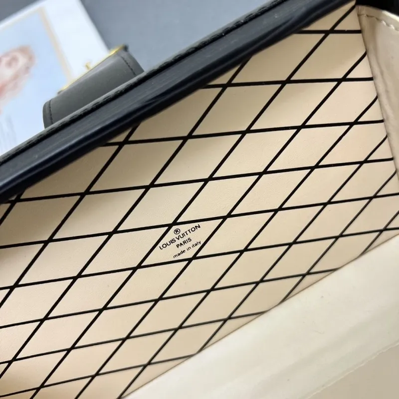 LV Box Bags-159 - Image 9