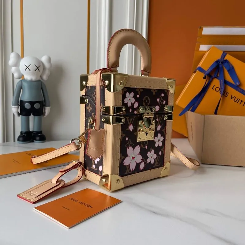 Alternative view of LV Box Bags-162