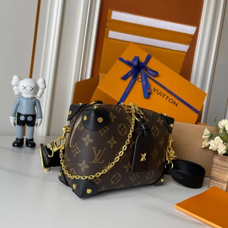 Alternative view of LV Box Bags-169