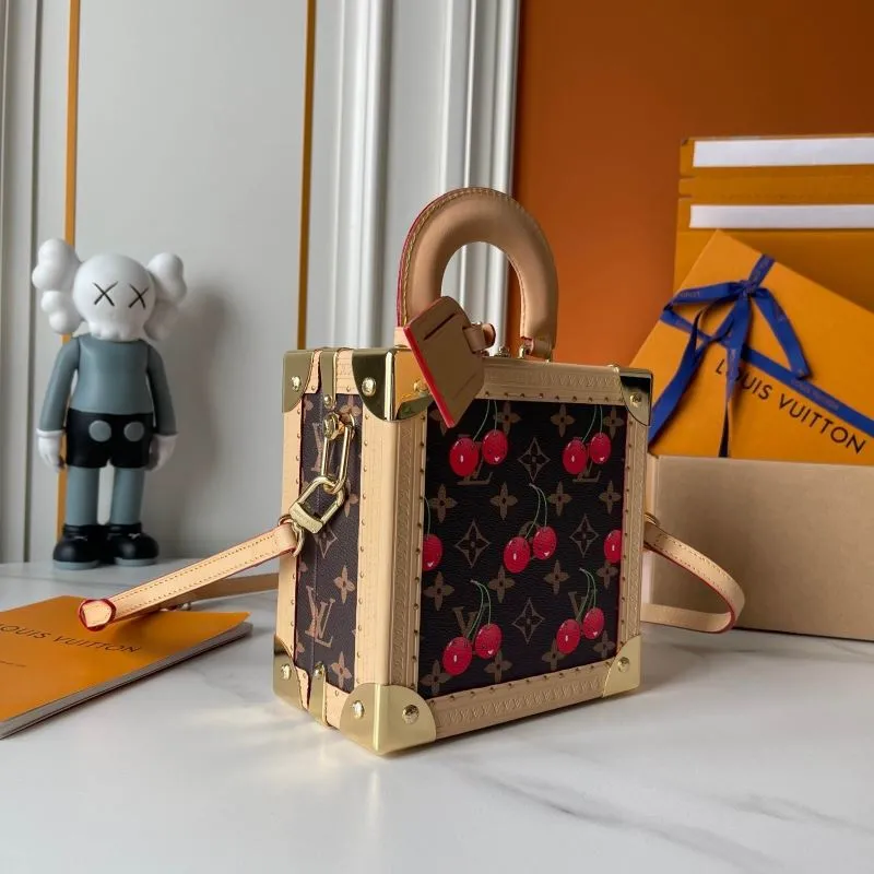 Alternative view of LV Box Bags-174