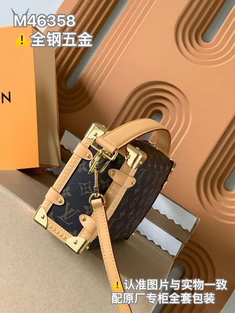 Alternative view of LV Box Bags-176