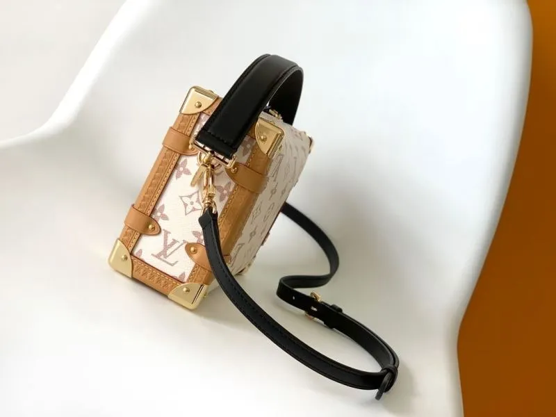 Alternative view of LV Box Bags-177