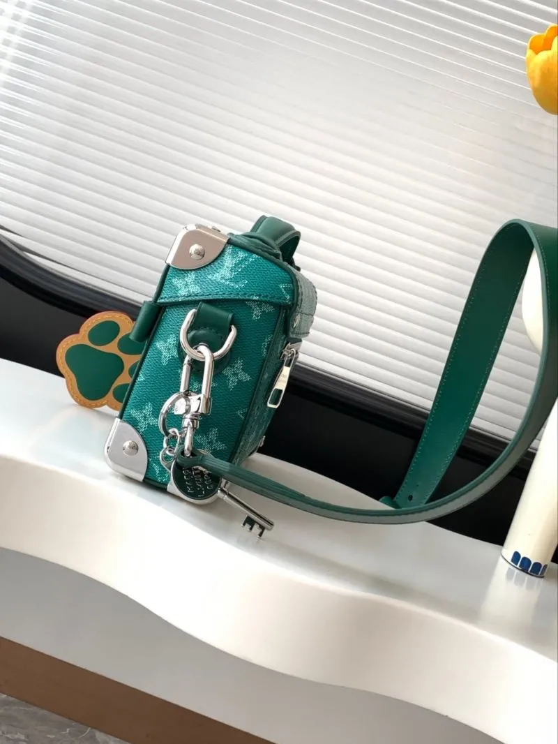 Alternative view of LV Box Bags-180