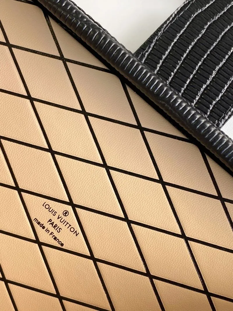 LV Box Bags-199 - Image 6