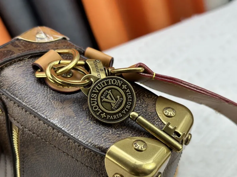 LV Box Bags-209 - Image 7